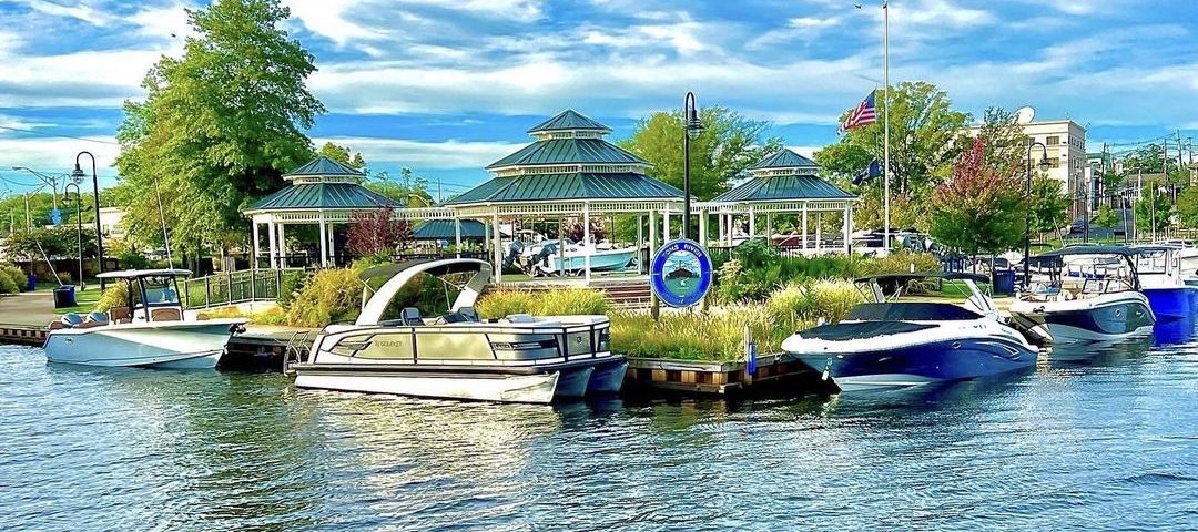 The Huddy Park In-Water Boat Show