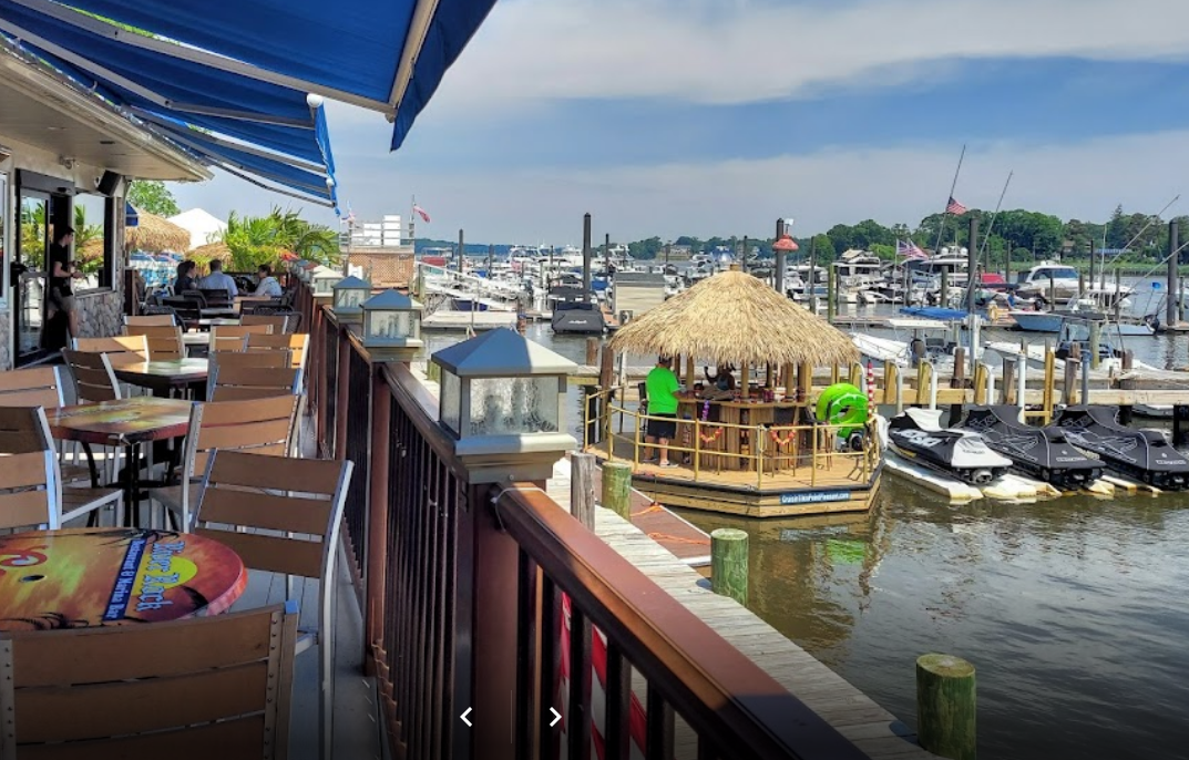 River Rock Restaurant & Marina Bar